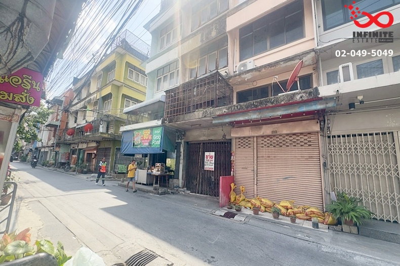 รูป ขายอาคารพาณิชย์ 3.5 ชั้น ประชาราษฎร์ สาย 1 ซอย 36 บางซื่อ ใกล้ MRT บางโพ ทำเลค้าขาย - รูปที่ 1/7