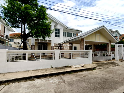 เช่าบ้านเดี่ยว รร.เตรียมอุดมศึกษาน้อมเกล้า  : ให้เช่า–ขายบ้านเดี่ยว เพอร์เฟค เพลส รามคำแหง 164 บ้าน 4 ห้องนอน พร้อมเฟอร์นิเจอร์ ใกล้โรงเรียนนานาชาติร่วมฤดี RIS