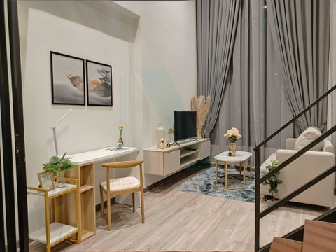 🚩 ให้เช่าคอนโด เดอะ คอลเลค รัชดา 32 อาคาร 1 ชั้น 7 Duplex ขนาด 49.00 ตรม ใกล้ เมเจอร์ รัชโยธิน