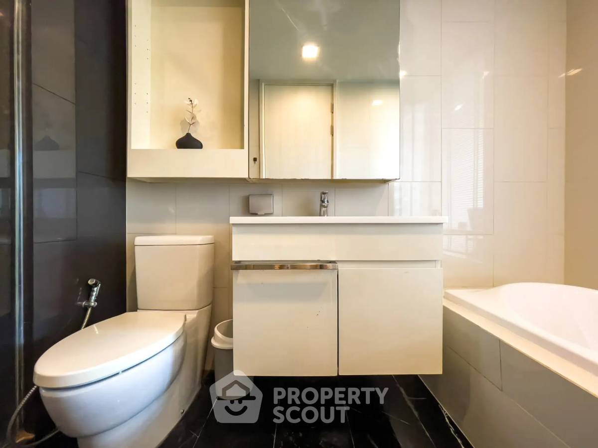 รูป คอนโด 2 ห้องนอน ให้เช่า ที่ Via 31 ใกล้ MRT สุขุมวิท (ID 3140844) - รูปที่ 24/29