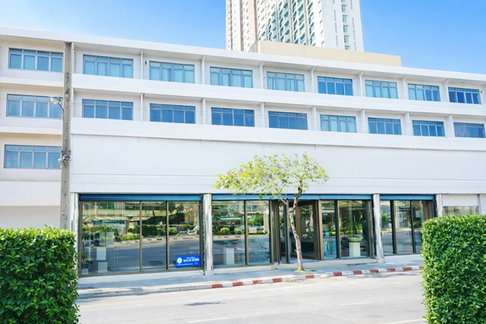 BRT วัดดอกไม้ 699 ม.ให้เช่าอาคาร 4-6คูหา 2ชั้น 2น้ำ สาธุประดิษฐ์ 300 ตร.ม.พร้อมลานจอดรถด้านหลังรวม 40คัน พื้นที่กว่า 1 ไร่ เหมาะสำนักงาน
