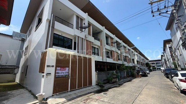 รูป ทาวน์โฮม 3 ชั้น เดอะ ซิมโฟนี่ นวมินทร์ 163 บ้านตัวอย่าง - รูปที่ 2/39