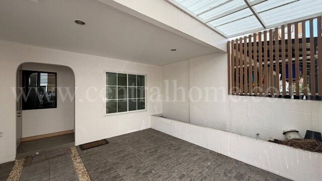 รูป ทาวน์โฮม 3 ชั้น เดอะ ซิมโฟนี่ นวมินทร์ 163 บ้านตัวอย่าง - รูปที่ 4/39