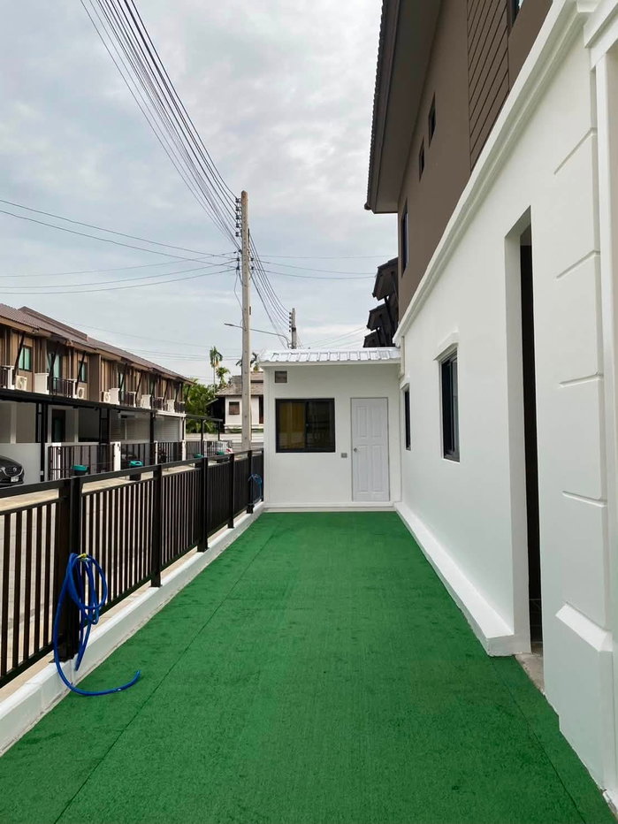 รูป 🏡✨ ให้เช่าทาวน์โฮม 2 ชั้น บ้านใหม่ในโครงการหรู ใกล้สนามบิน  #A7-T0261 - รูปที่ 18/19