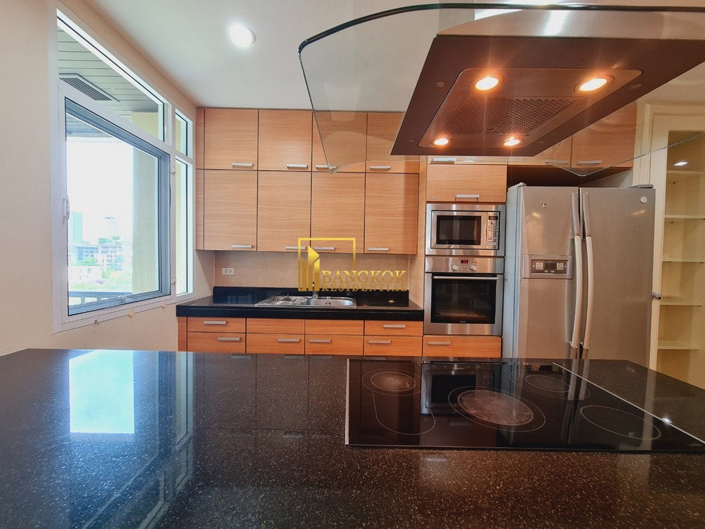 รูป The Cadogan Private Residence | Spacious 3 Bedroom Condo in Phrom Phong - BR4806CD - รูปที่ 8/36