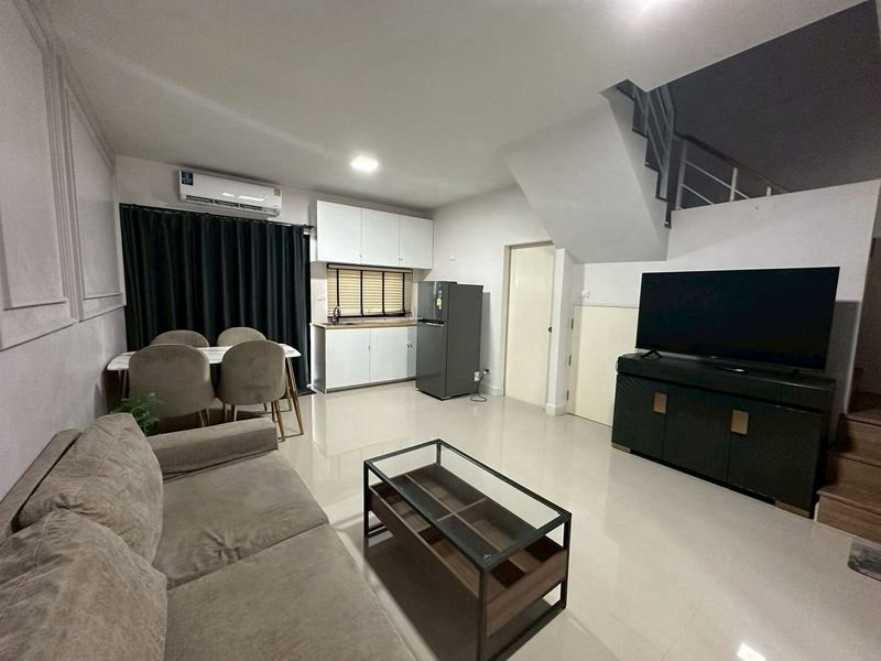 รูป ให้เช่าทาวน์โฮม บ้านกลางเมือง ศรีนครินทร์-อ่อนนุช 70/1 (ST-02) - รูปที่ 2/20