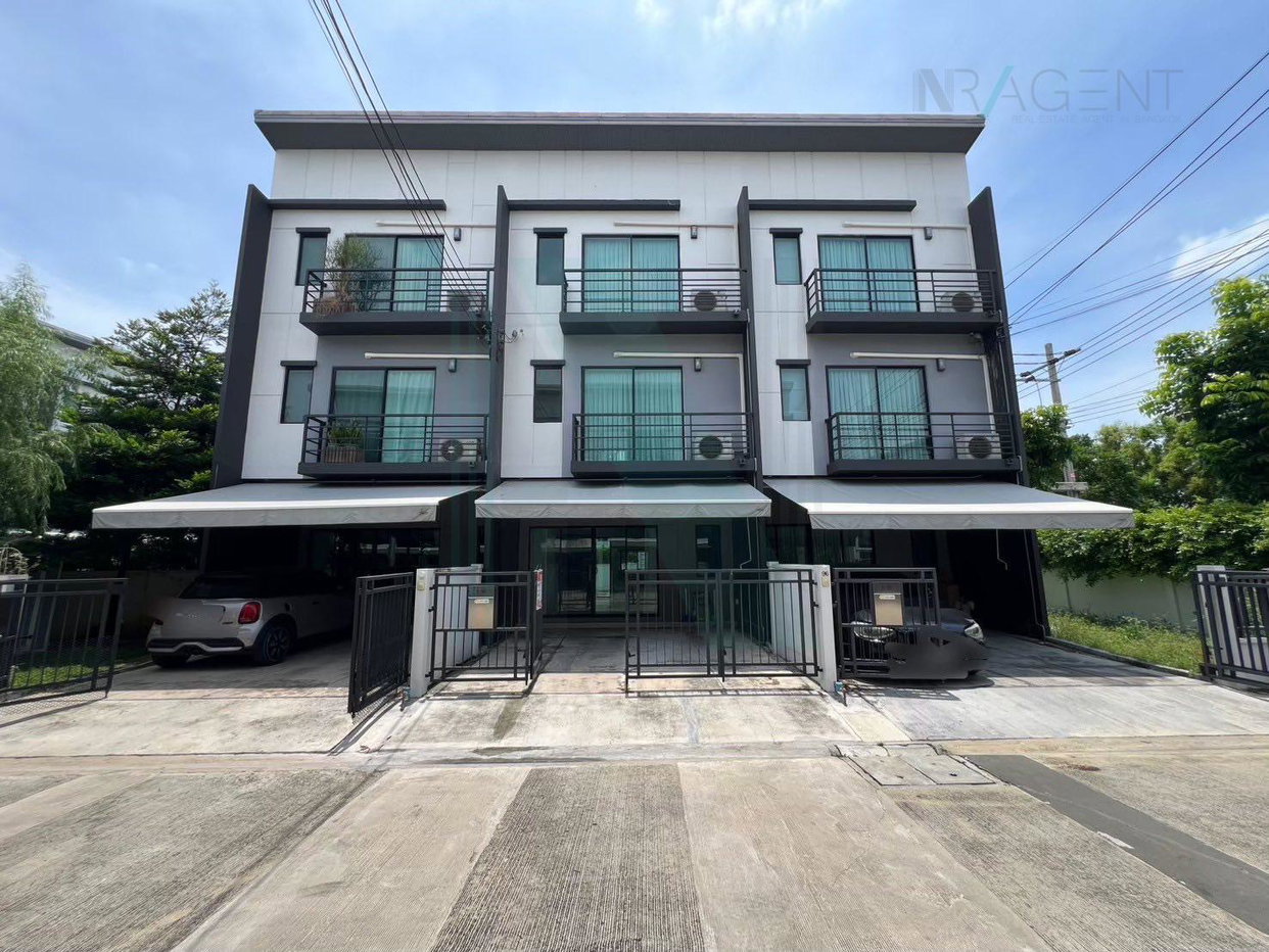 รูป 📌 ให้เช่าทาวน์เฮาส์ 3 ชั้น บ้านกลางเมือง ราชพฤกษ์-รัตนาธิเบศร์ 3 ห้องนอน 3 ห้องน้ำ - รูปที่ 1/8