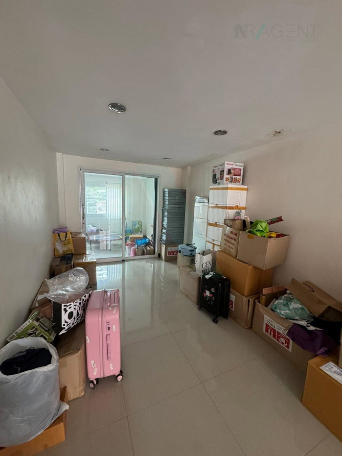 รูป 📌 ขายทาวน์เฮาส์ โครงการ ปรัชญาโฮมทาวน์ ลาดพร้าว 4 ชั้น 3 ห้องนอน 3 ห้องน้ำ - รูปที่ 2/8