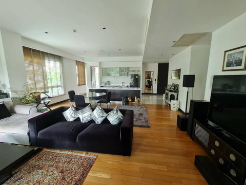 ขาย คอนโด The Lofts Yennakart (เดอะ ล็อฟท์ เย็นอากาศ) ห้องใหญ่ใจกลางเมือง (CD6929)