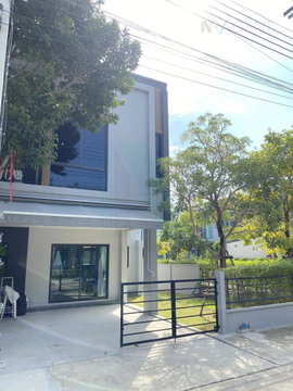 📌 ให้เช่าทาวน์เฮาส์ 2 ชั้น พลีโน่ สุขุมวิท - บางนา 2 3 ห้องนอน 3 ห้องน้ำ