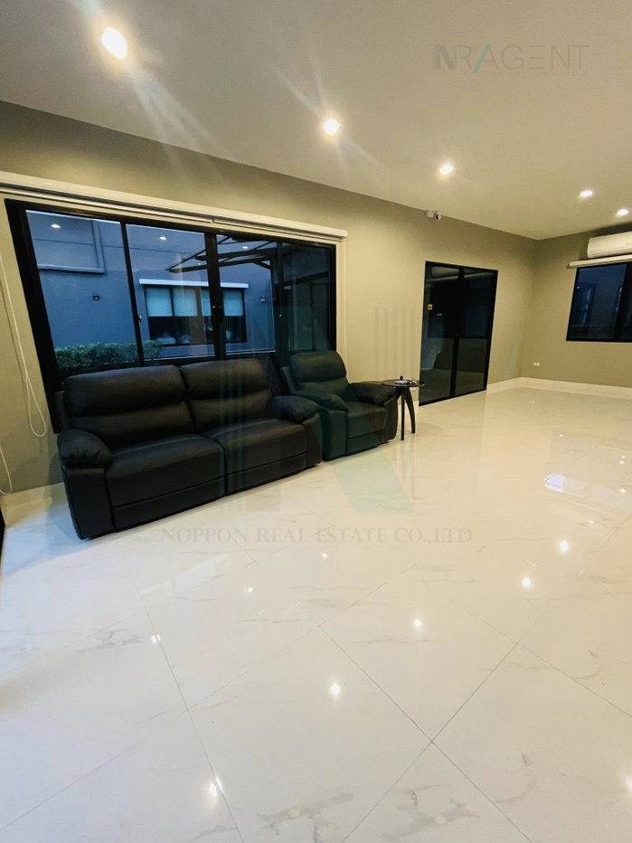 รูป 📌 ให้เช่าบ้านเดี่ยว 2 ชั้น เอโทล จาวา เบย์ บางนา – สุวรรณภูมิ 4 ห้องนอน 3 ห้องน้ำ - รูปที่ 2/8