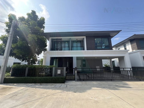 📌 ให้เช่าบ้านเดี่ยว 2 ชั้น แกรนด์ บริทาเนีย บางนา กม.12 4 ห้องนอน 6 ห้องน้ำ