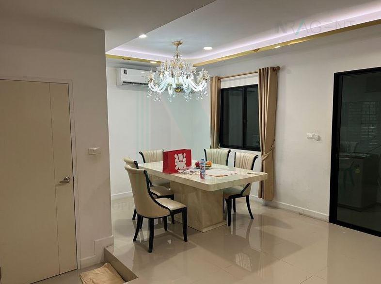 รูป 📌 ขายทาวน์เฮาส์ โครงการ พลีโน่ พหลโยธิน - วัชรพล 2 2 ชั้น 3 ห้องนอน 3 ห้องน้ำ - รูปที่ 2/8