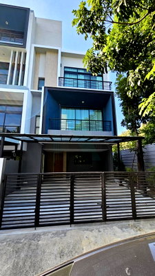 Townhouses for rent : 📌 For Rent 3-story Townhouse NIRVANA DEFINE KRUNGTHEP KREETHA 3 bedroom 4 bathroom