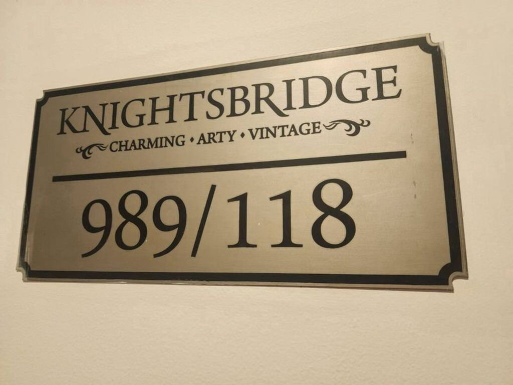 picture For Rent Knightsbridge (Charming Arty Vintage) (BTS Bearing) Unit 989/118 - 16/16