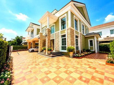 บ้านเดี่ยว สนามบินสุวรรณภูมิ : 📌 ขายบ้านเดี่ยว โครงการ นาราสิริ บางนา 2 ชั้น 4 ห้องนอน 6 ห้องน้ำ