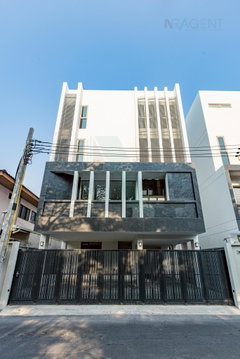 📌 ให้เช่าบ้านเดี่ยว 4 ชั้น ซิมมิทรี เกษตร-นวมินทร์ 3 ห้องนอน 4 ห้องน้ำ