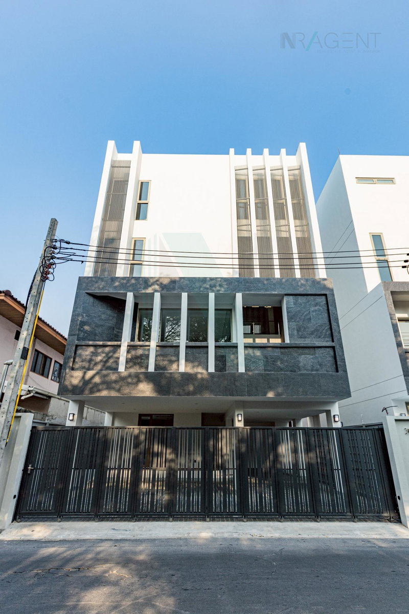 Houses for rent : 📌 For Rent 4-story House SYMMETRY KASET-NAWAMIN 3 bedroom 4 bathroom