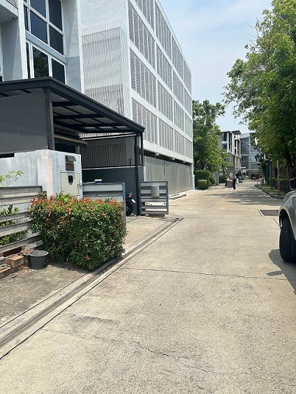 รูป อาคารพาณิชย์ 20.6 ตร.ว. เขตยานนาวา สามารถทำเป็นโฮมออฟฟิศ - รูปที่ 4/6