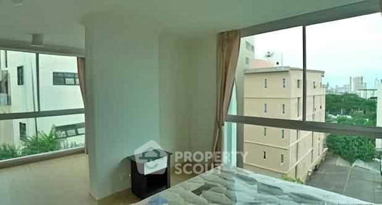 รูปภาพ 2-BR Condo For Rent, Chateau In Town Ratchada 20, MRT Sutthisan 100m (ID 3147106)