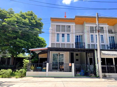 Townhouses for sale : TOWN HOUSE 24.5 Sq.w. Bang Pa-In Phra Nakhon Sri Ayutthaya for 3.1M