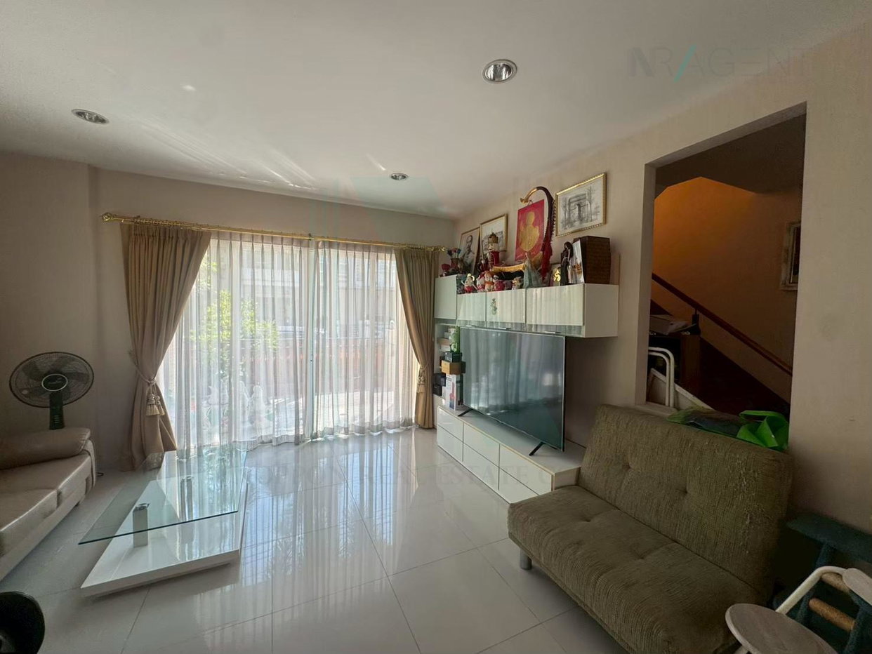 รูป ขายบ้านเดี่ยว โครงการ บางกอกบูเลอวาร์ด รัชดา - รามอินทรา 2 ชั้น 3 ห้องนอน 4 ห้องน้ำ - รูปที่ 3/8