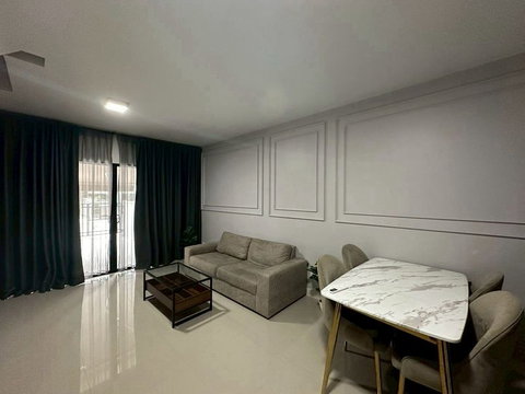 ให้เช่าทาวน์โฮม บ้านกลางเมือง ศรีนครินทร์-อ่อนนุช 70/1 (ST-02)