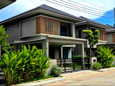 บ้านเดี่ยวให้เช่า : 📌 ให้เช่าบ้านแฝด 2 ชั้น โคโม่ โบทานิก้า 2 บางนา 3 ห้องนอน 3 ห้องน้ำ