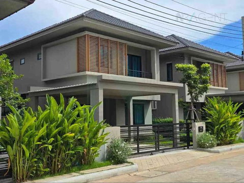 📌 ให้เช่าบ้านแฝด 2 ชั้น โคโม่ โบทานิก้า 2 บางนา 3 ห้องนอน 3 ห้องน้ำ