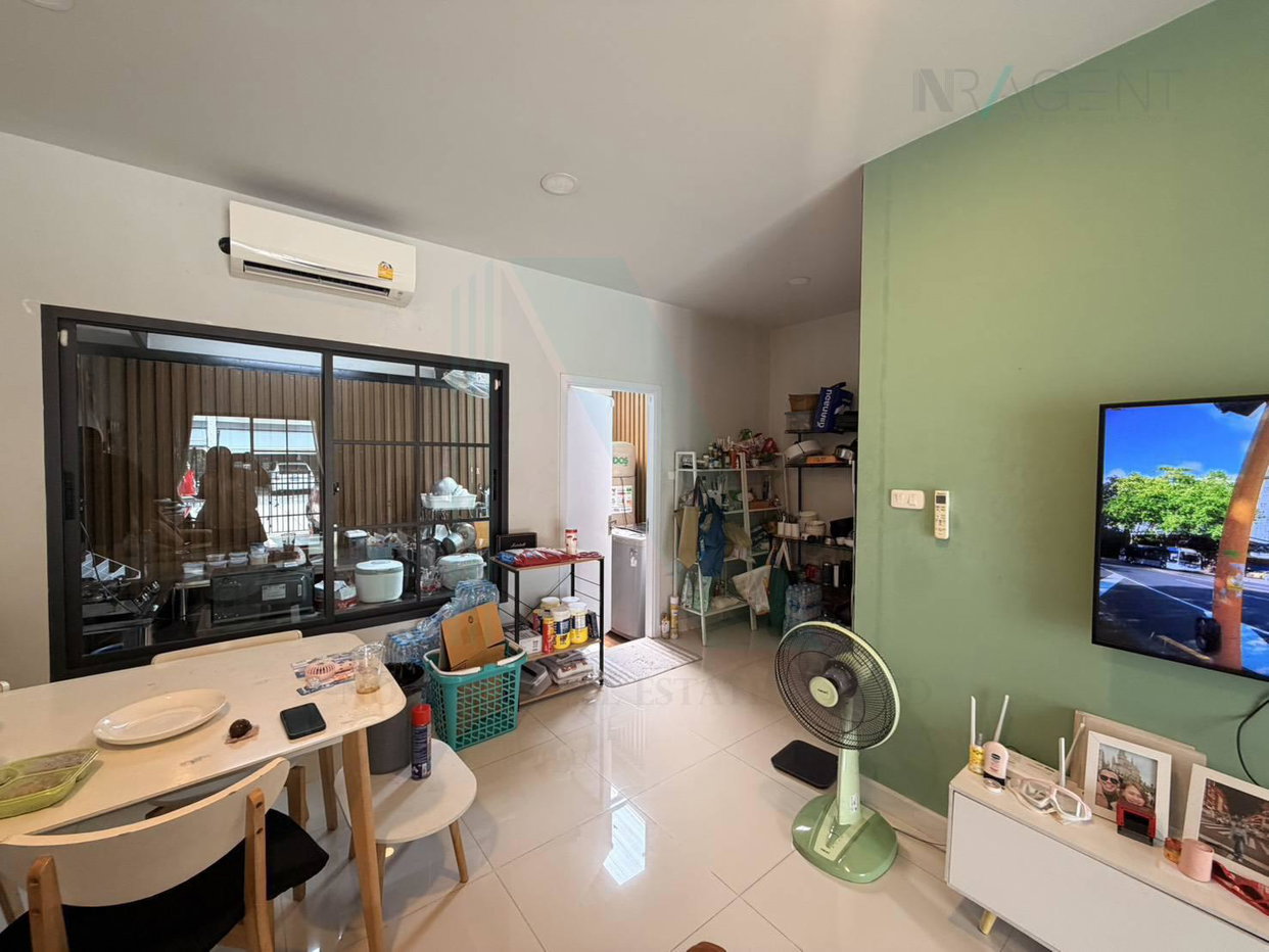 รูป 📌 ขายทาวน์เฮาส์ โครงการ บริทาเนีย เมกะทาวน์ บางนา 2 ชั้น 2 ห้องนอน 3 ห้องน้ำ - รูปที่ 3/8