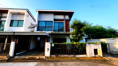 ขายบ้านเดี่ยว : 📌 ขายบ้านแฝด โครงการ วี 2 อ่อนนุช-พระราม 9 2 ชั้น 3 ห้องนอน 2 ห้องน้ำ