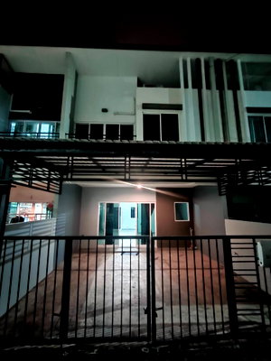 Townhouses for rent Boromarajonani College Of Nursing Bamrasnaradura :  Rent CITY SENSE RATTANATHIBET 16000