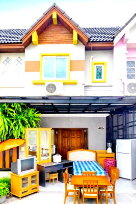 Townhouses for rent Boromarajonani College Of Nursing Noppharat Wachi : Makro Ramintra 800 m. Siam Amazing Park 100 m. 2 bedrooms, townhouse 2 floors, 2 bathrooms, standard furniture, 16 sq m., 128 sq m. Siam Park 1-9