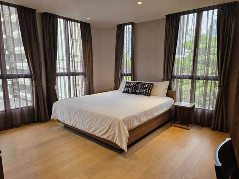 âĻ Runesu Thonglor 5 | 65 SQ.M. | THB 65,000/Month