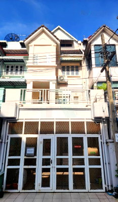 ทาวน์โฮม ถนนสาธุประดิษฐ์ : 📌 ขายทาวน์เฮาส์ โครงการ หมู่บ้านศรีไทยวิลล่า 4 ชั้น 5 ห้องนอน 5 ห้องน้ำ