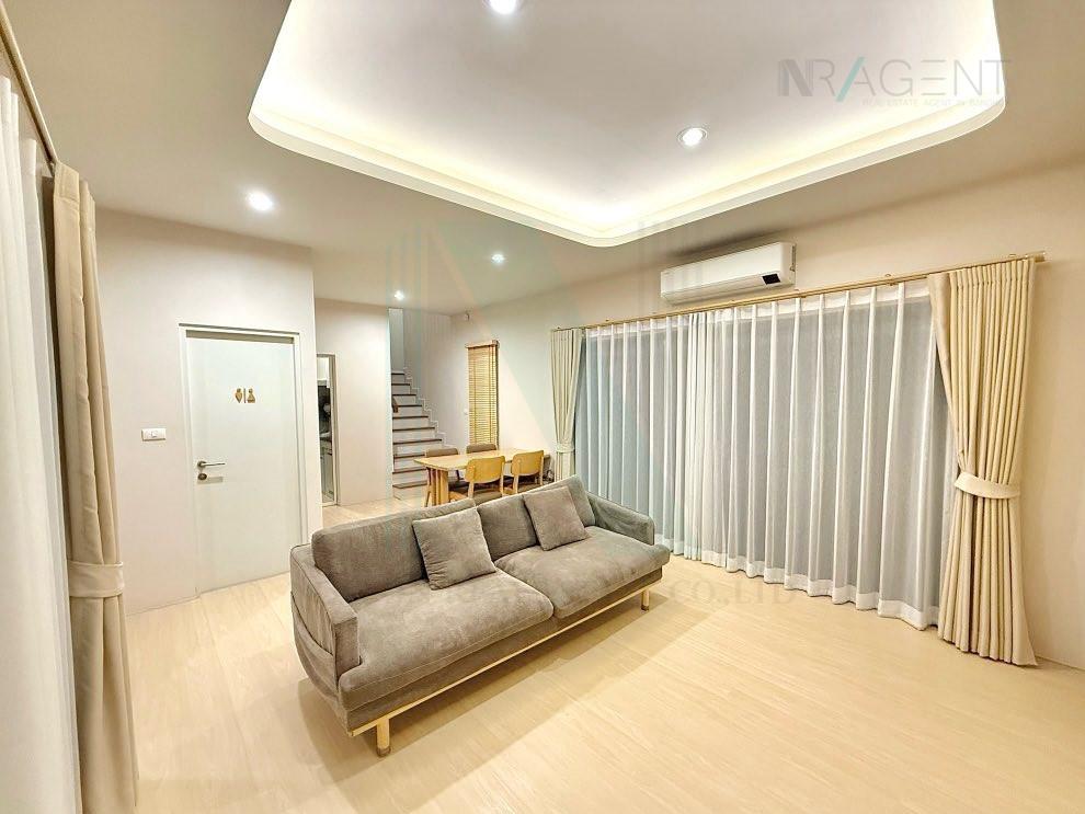 รูป 📌 ให้เช่าบ้านเดี่ยว 2 ชั้น สราญสิริ ศรีวารี 3 ห้องนอน 3 ห้องน้ำ - รูปที่ 2/8