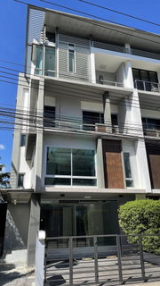 รูปภาพ 📌 For Rent 4-story Home office B-SQUARE RAMA 9 - MENGJAI 4 bedroom 4 bathroom