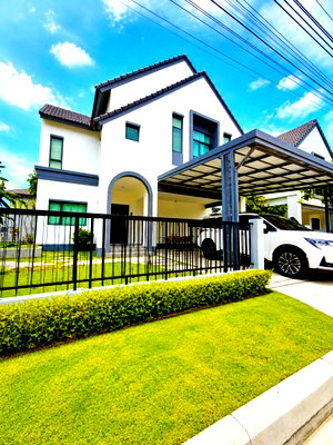 บ้านเดี่ยวให้เช่า : ABAC บางนา ให้เช่าบ้านเดี่ยว 2 ชั้น 2-3นอน 3 น้ำ ใกล้ตลาดเสริมสุข 1 กม.โลตัส บางบ่อ  60 ตร.ว.  153 ตร.ม. 1.3 กม
