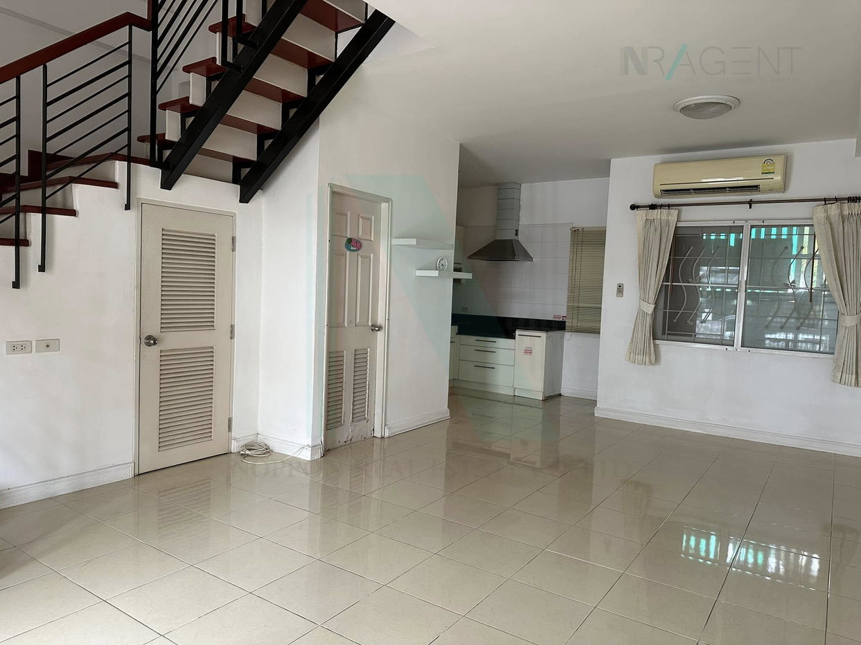 รูป 📌 ขายทาวน์เฮาส์ โครงการ บ้านภัทรา 2 ชั้น 2 ห้องนอน 3 ห้องน้ำ - รูปที่ 2/8