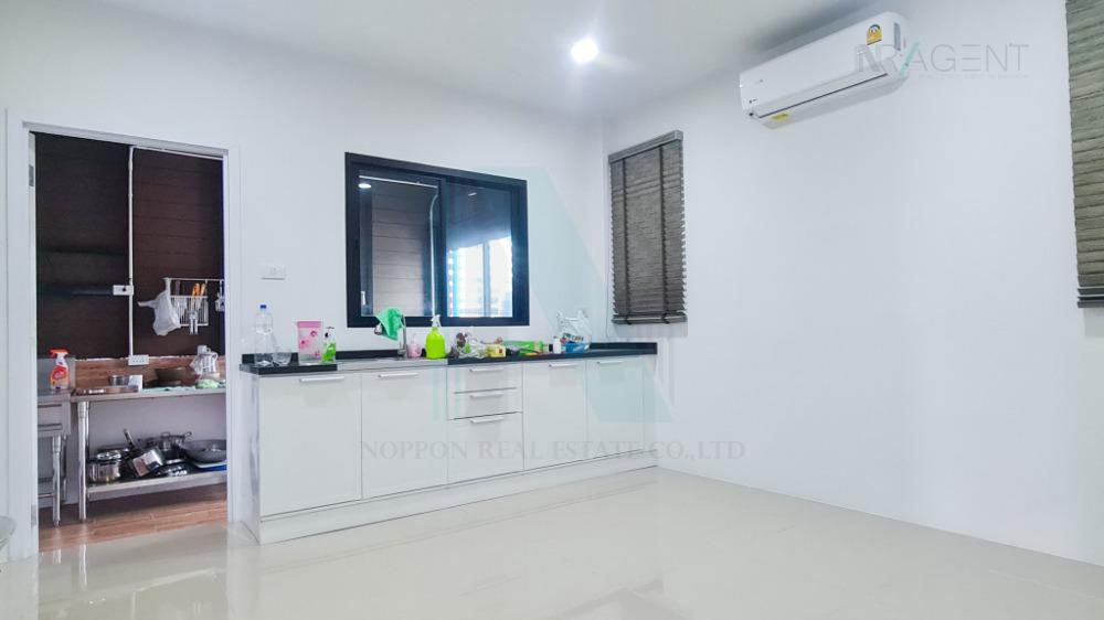 รูป 📌 ขายบ้านเดี่ยว โครงการ ดิ เอ็มเบรส จตุโชติ-รามอินทรา 2 ชั้น 5 ห้องนอน 3 ห้องน้ำ - รูปที่ 3/8