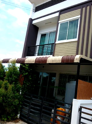 Townhouses for sale Phra Samut Jadee Samut Prakarn : 🔥For Sale: Saptawee Village 🚆 Near MRT Purple Line / Convenient connection to Pracha Uthit Road