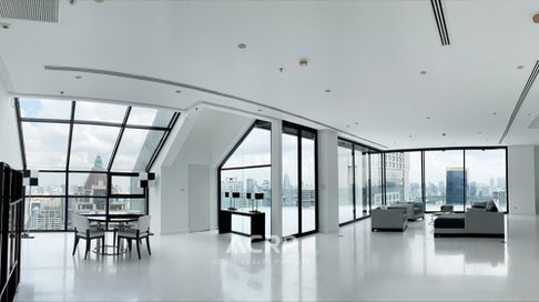 ขายคอนโด penthouse condo 4 นอน ย่านสาทร (00125106)