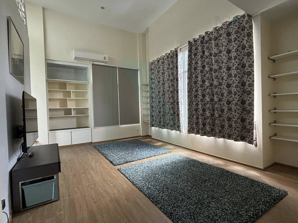 รูป 📌 ให้เช่าบ้านเดี่ยว 3 ชั้น เนอวานา บียอนด์ ไลท์ พระราม 9 4 ห้องนอน 4 ห้องน้ำ - รูปที่ 3/8