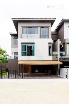 📌 ให้เช่าบ้านแฝด 3 ชั้น บ้านกลางเมือง ดิ อิดิชั่น บางนา 4 ห้องนอน 4 ห้องน้ำ