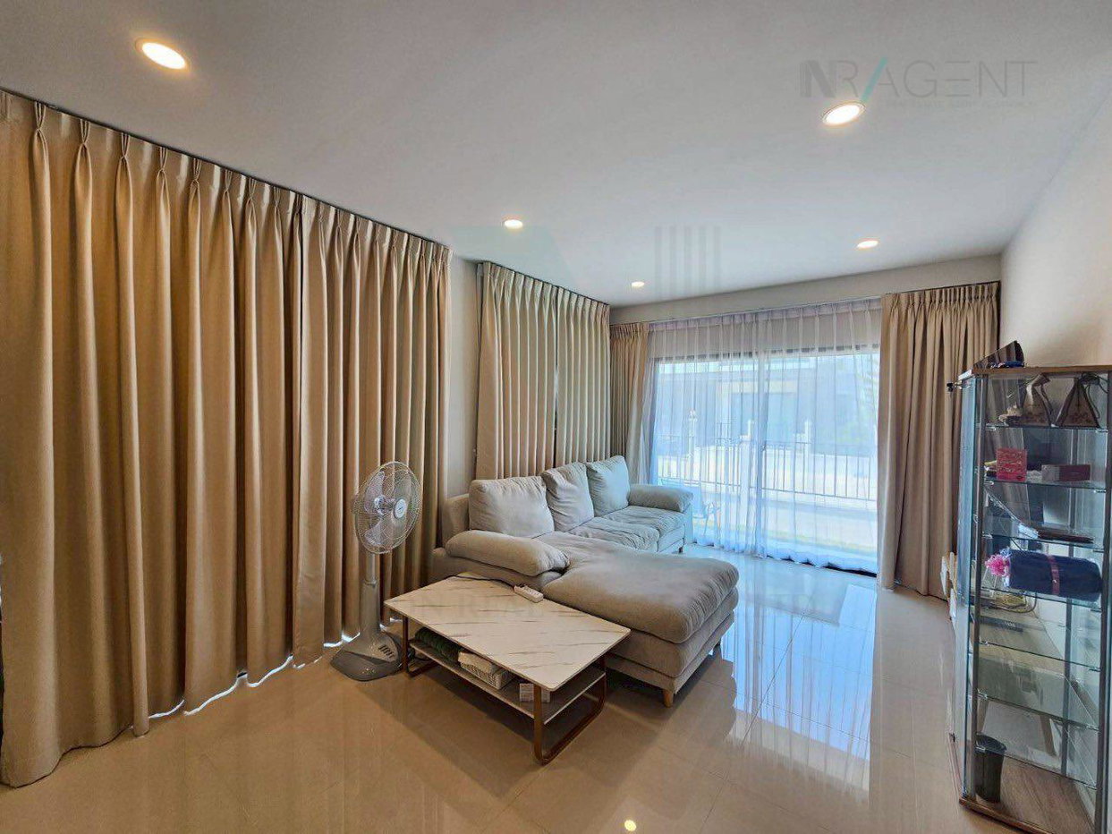 รูป 📌 ขายบ้านแฝด โครงการ บริทาเนีย บางนา-สุวรรณภูมิ กม.26 2 ชั้น 3 ห้องนอน 3 ห้องน้ำ - รูปที่ 3/8