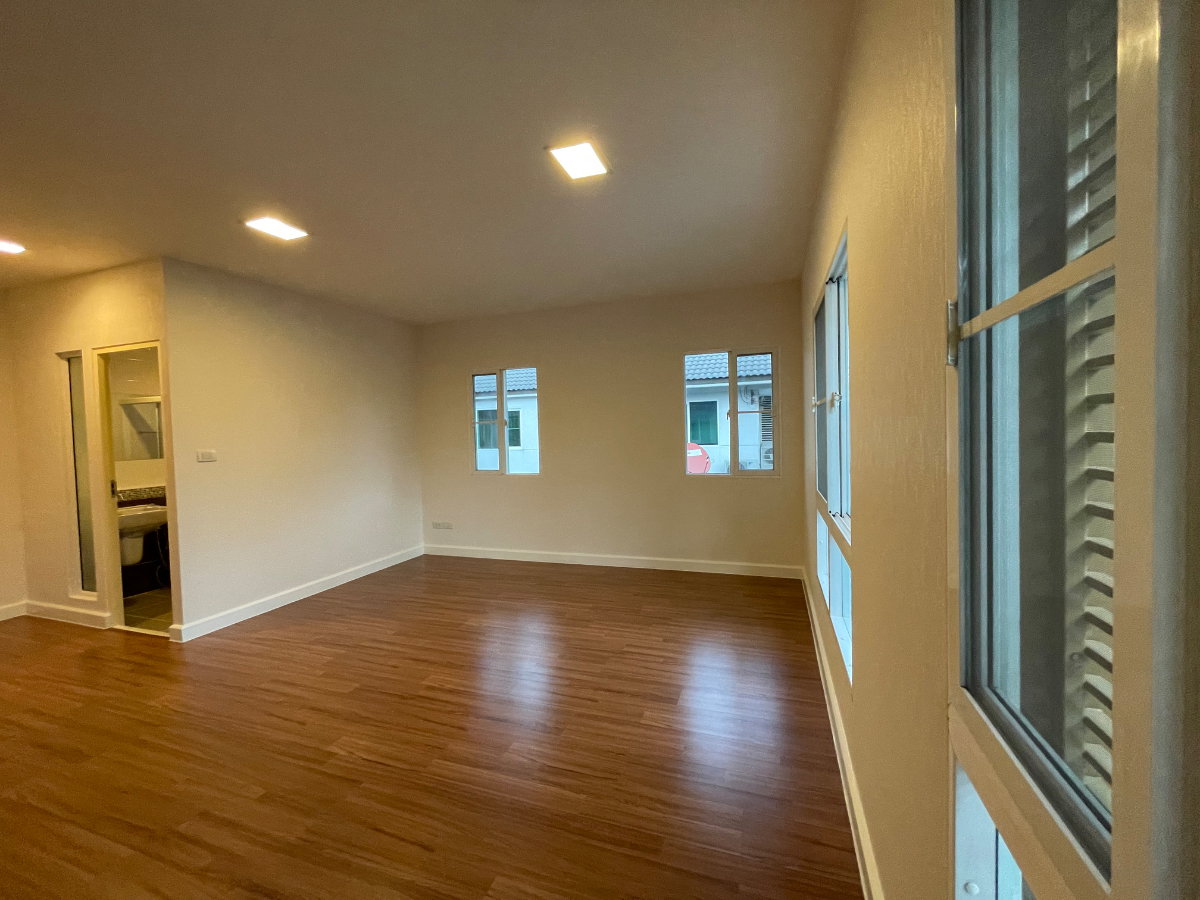 picture Home for sell Mantana Lake Watchrapon - 11/14