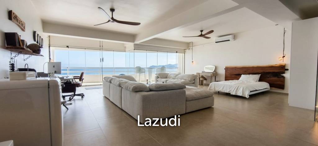 Massive 92 Sq.m. Oceanfront Studio at Jomtien Plaza Condotel