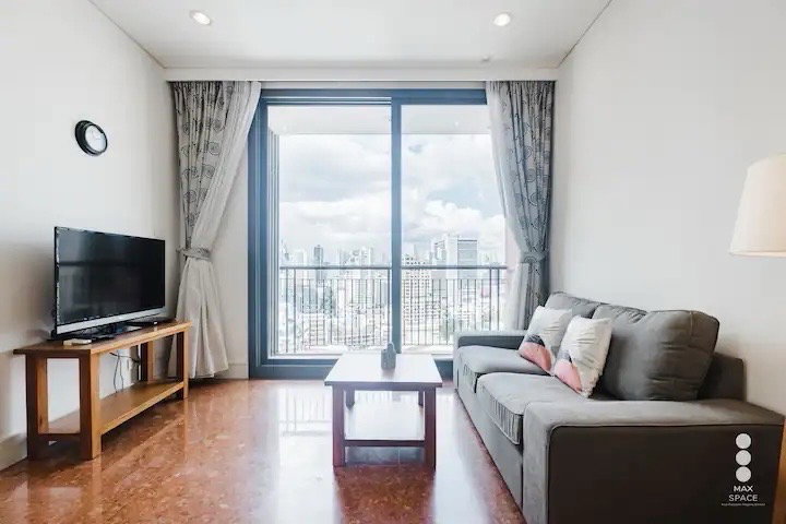 ขาย Aguston sukhumvit 22 for sale ( hot price)