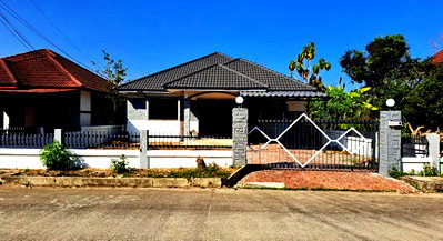 ขายบ้านเดี่ยว : 🏡 ขายด่วน! บ้านเดี่ยวชั้นเดียว รีโนเวทใหม่ พร้อมที่ดิน หมู่บ้านนพเก้า สันป่าเปา 📞 063-6649056