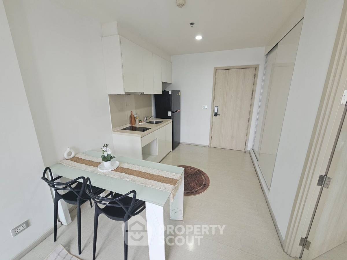 รูป ห้องสตูดิโอไม่ถูกต้อง (ID 3151220) - รูปที่ 3/7